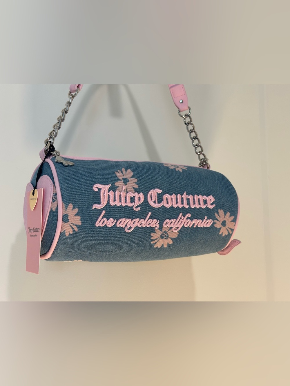 NWT Juicy Couture Daisy For Juicy Blue Denim & Light Pink Barrel
Shoulder Bag